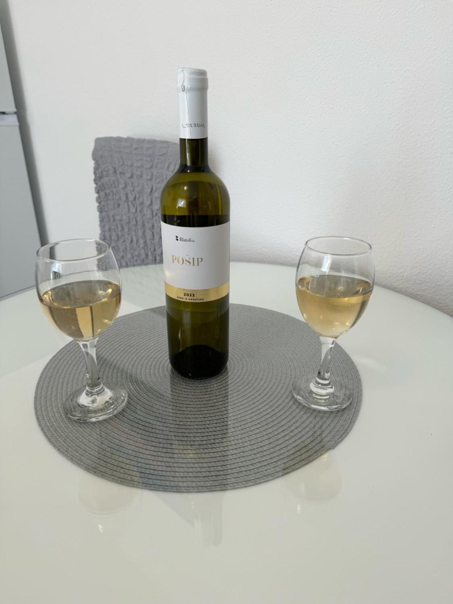 Apartmani Komparic 바스카보다 외부 사진